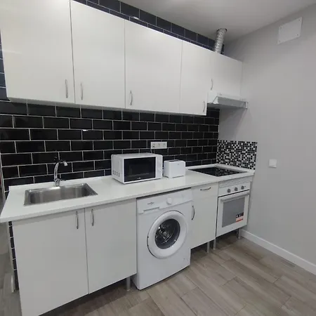 Apartamento Hm En Vista Alegre Madrid Exterior foto